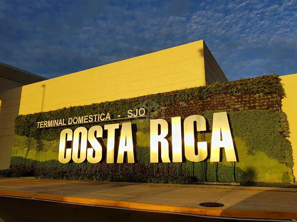 Casa Bosque Guesthouse & Car Rental - Free Sjo Airport Shuttle Desamparados  Extérieur photo